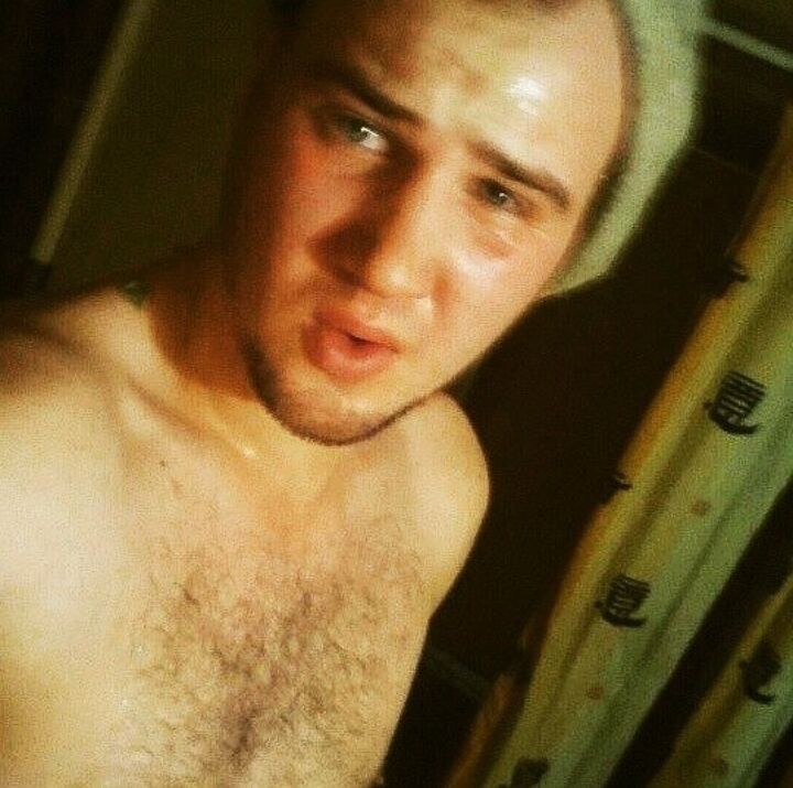 47143475  , 32 ,    