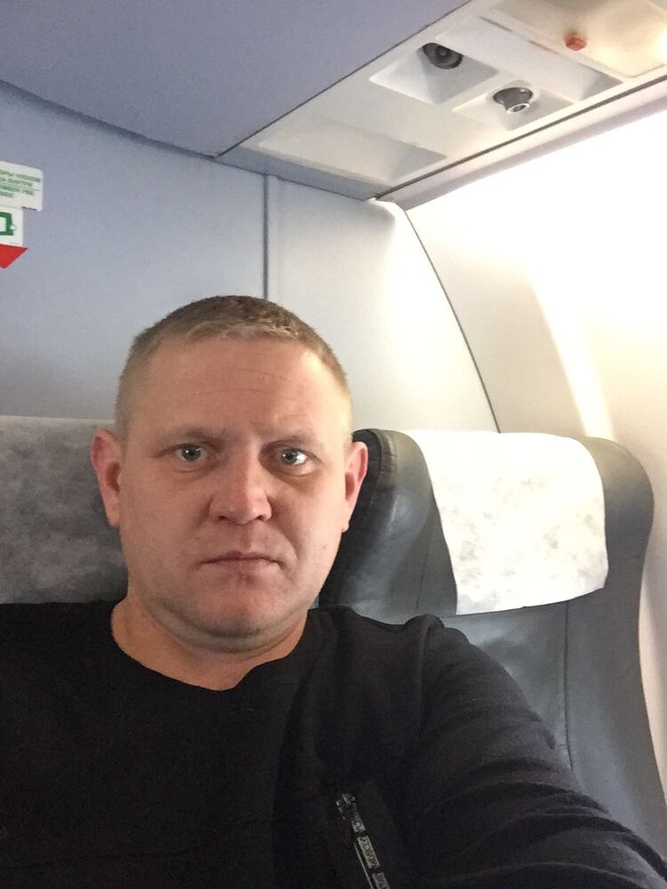  ,   Denis, 39 ,   ,   , 