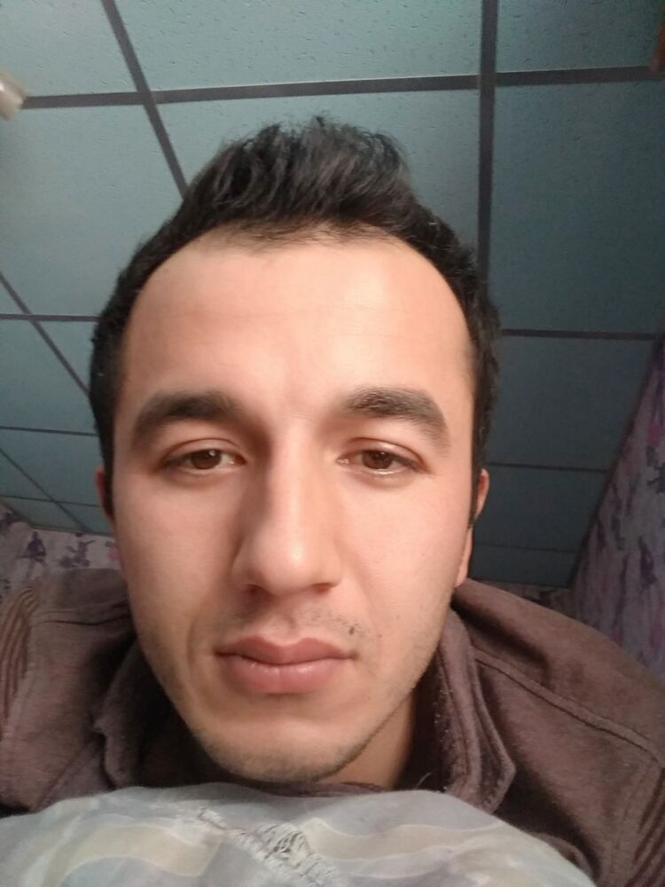  11253315  Maks, 34 ,     