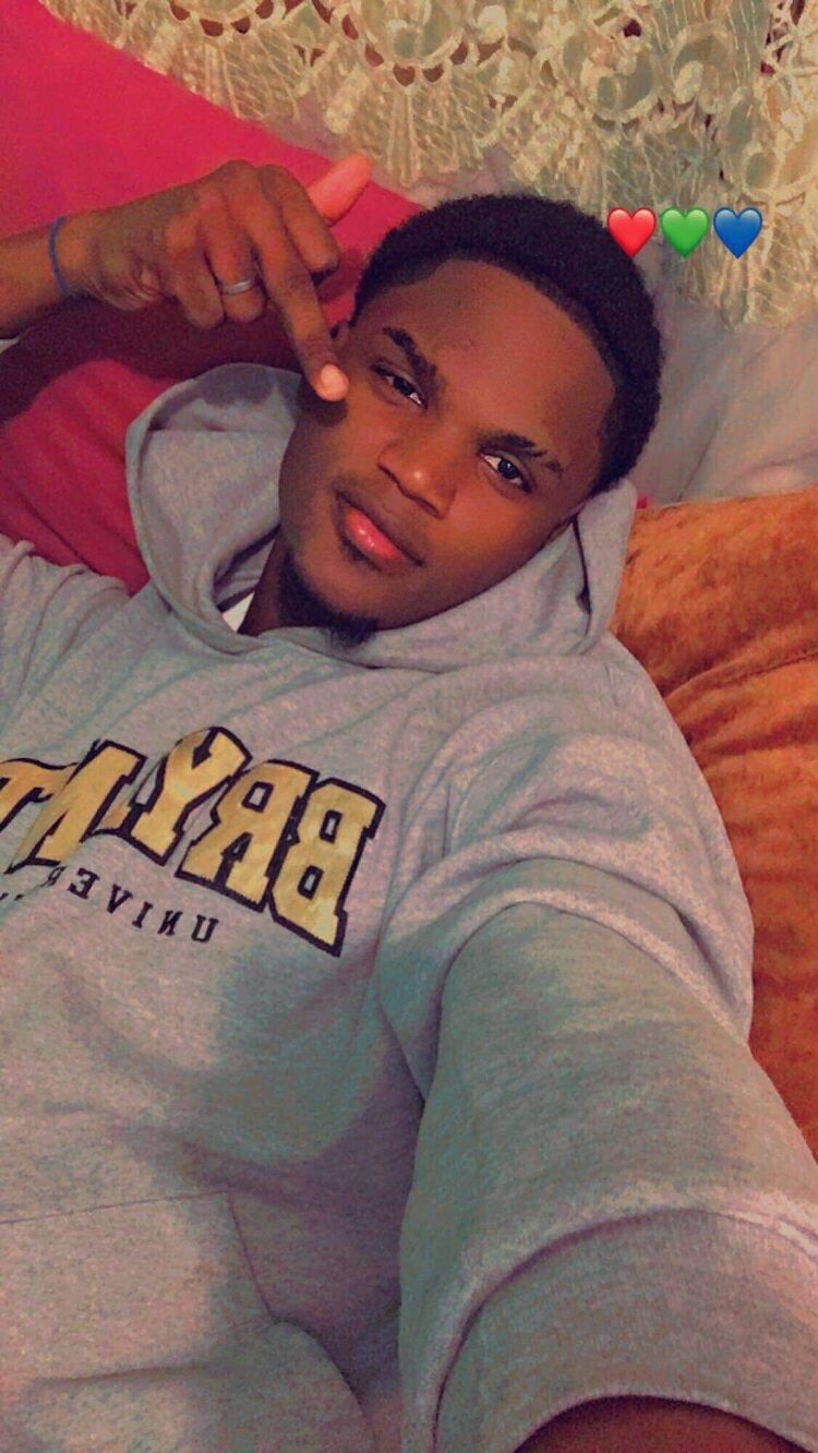  ,   Jhoan, 25 ,   ,   