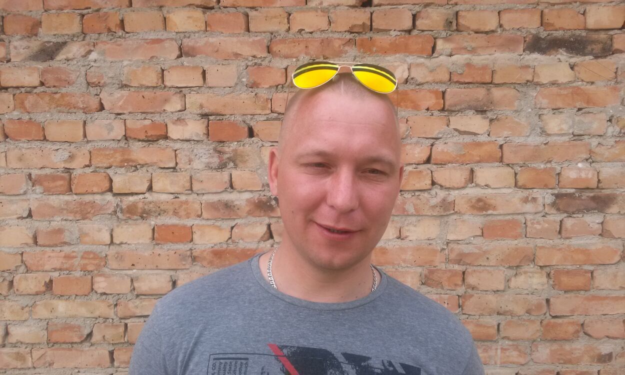  54609305  , 42 ,    Bielany Wroclawskie