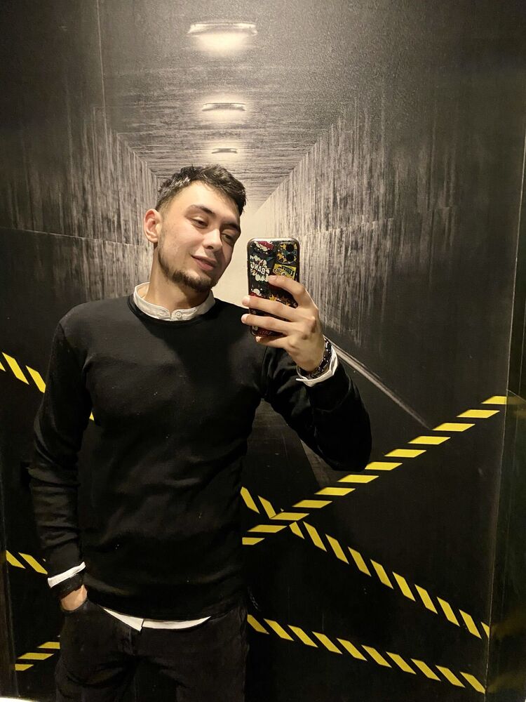  42834395  , 26 ,    