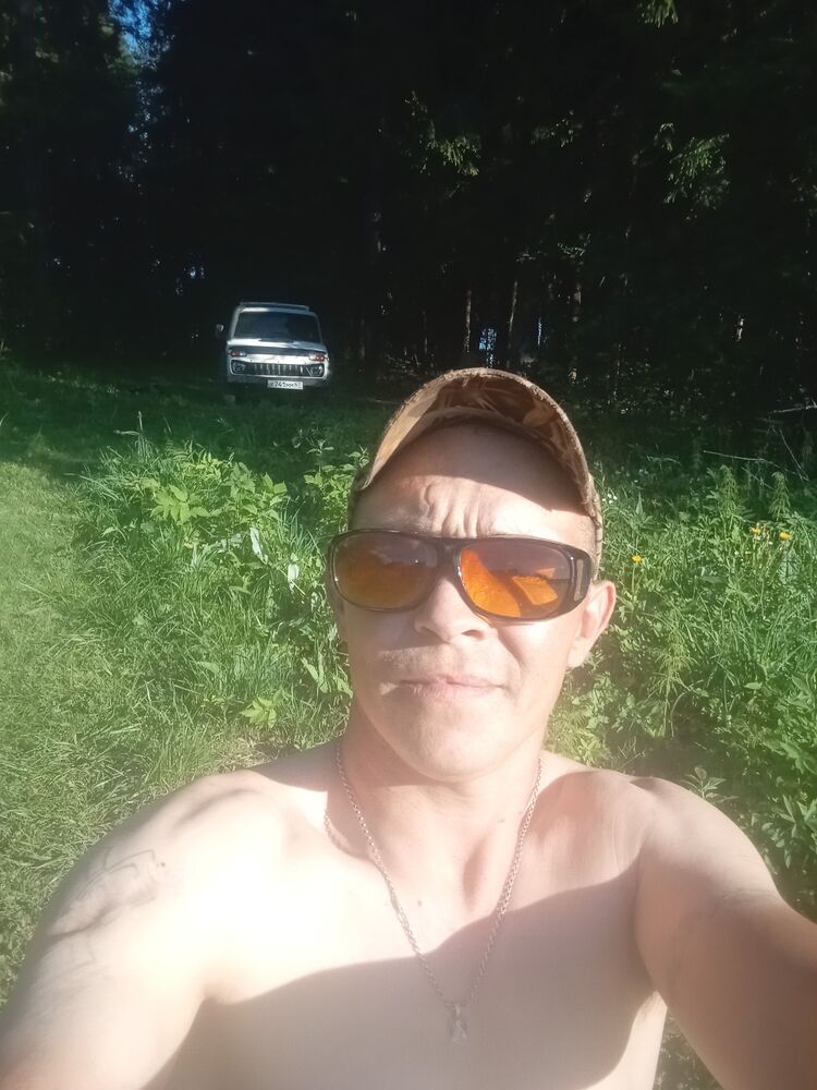  52893025  , 35 ,    