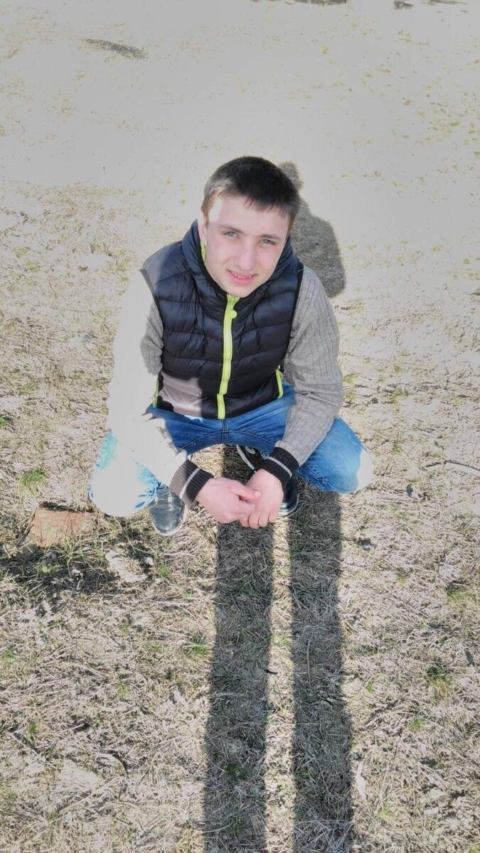  ,   Serghei, 25 ,   ,   , c 