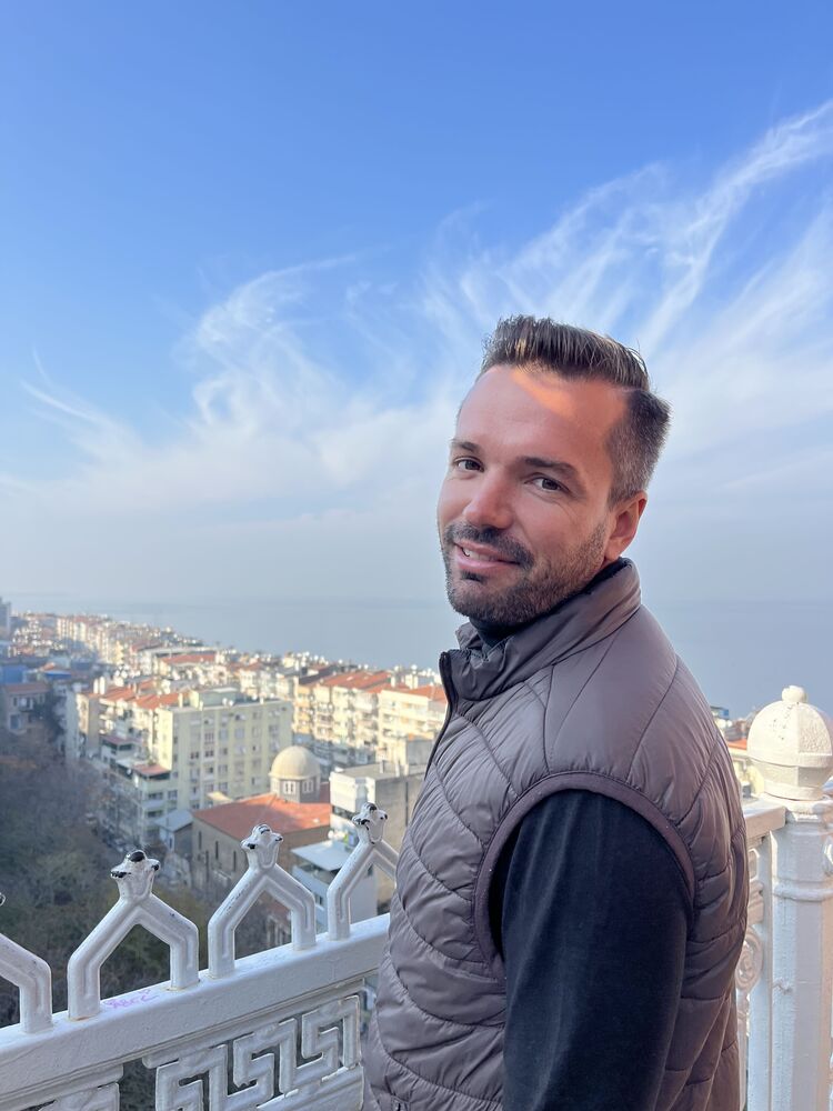  32056825  Alexander, 39 ,    Alanya