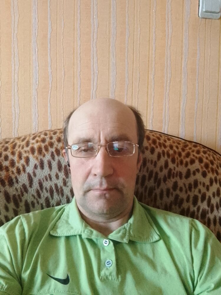  42128215  , 52 ,    