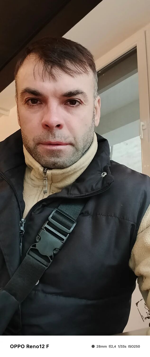  ,   Mihail, 38 ,   ,   