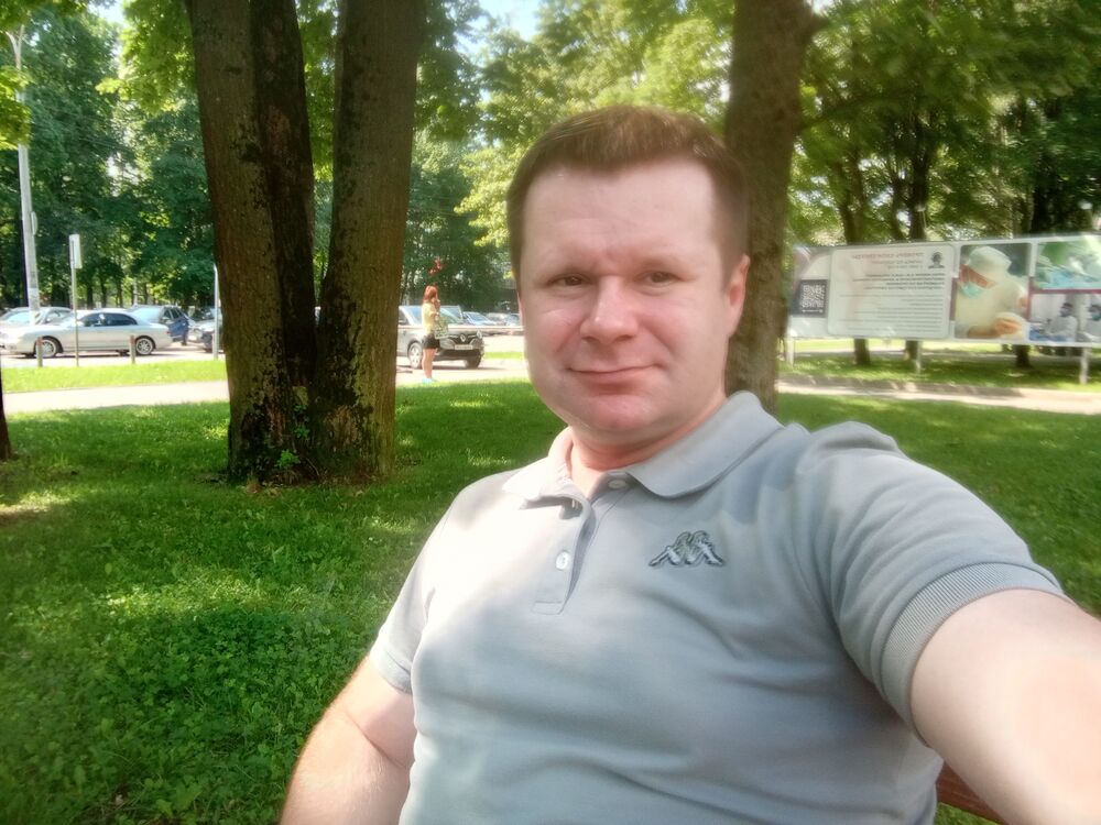  53142115  Dmitrii, 32 ,    