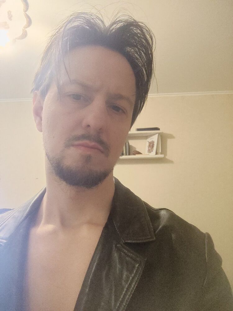  54104545  Paolo, 35 ,    