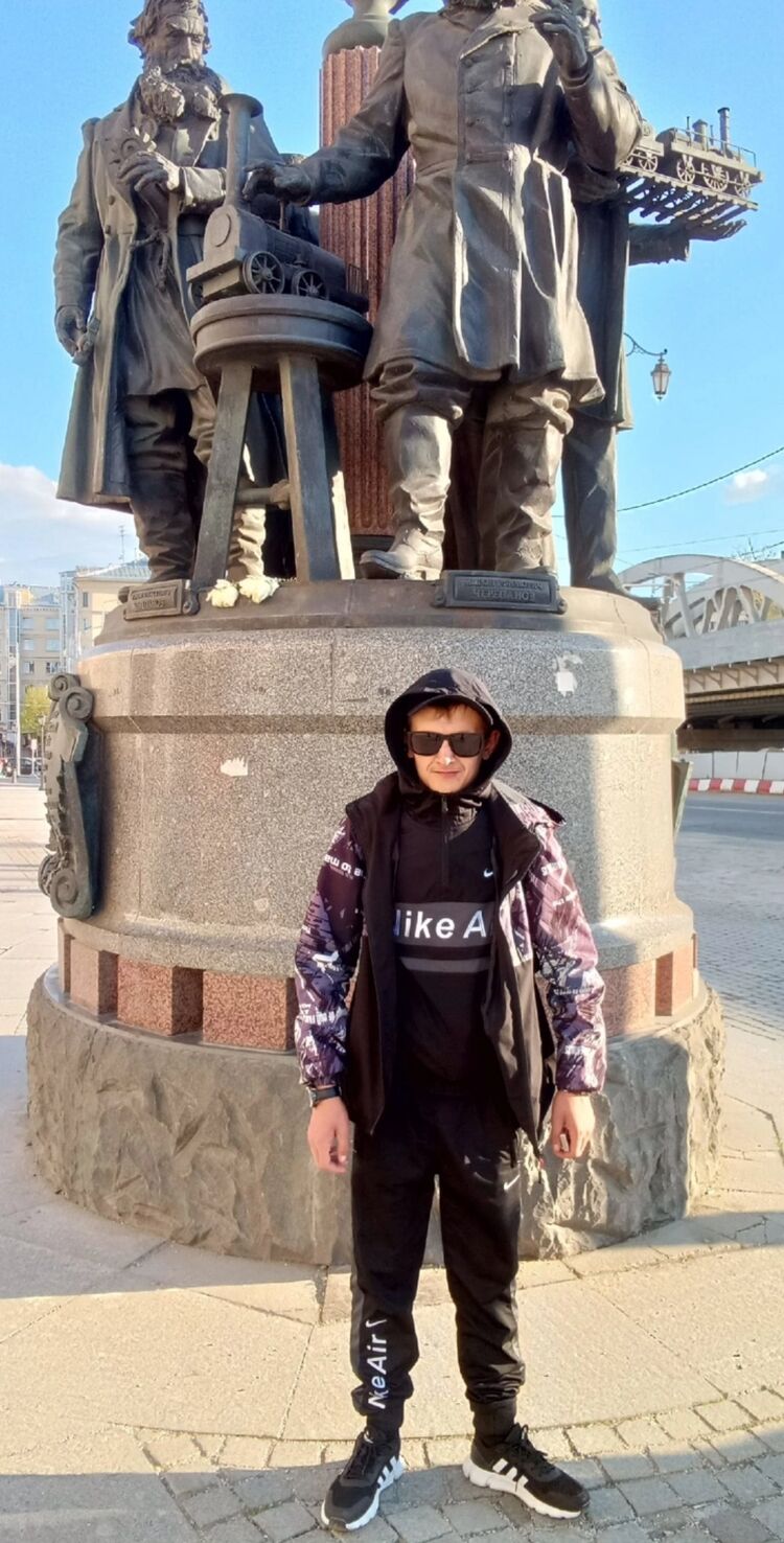  53967475  Sergey, 24 ,    