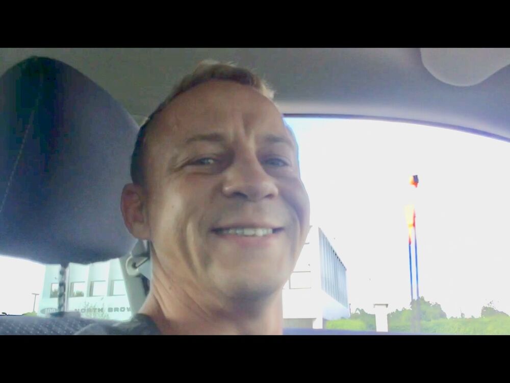  14517795  Michail, 41 ,    