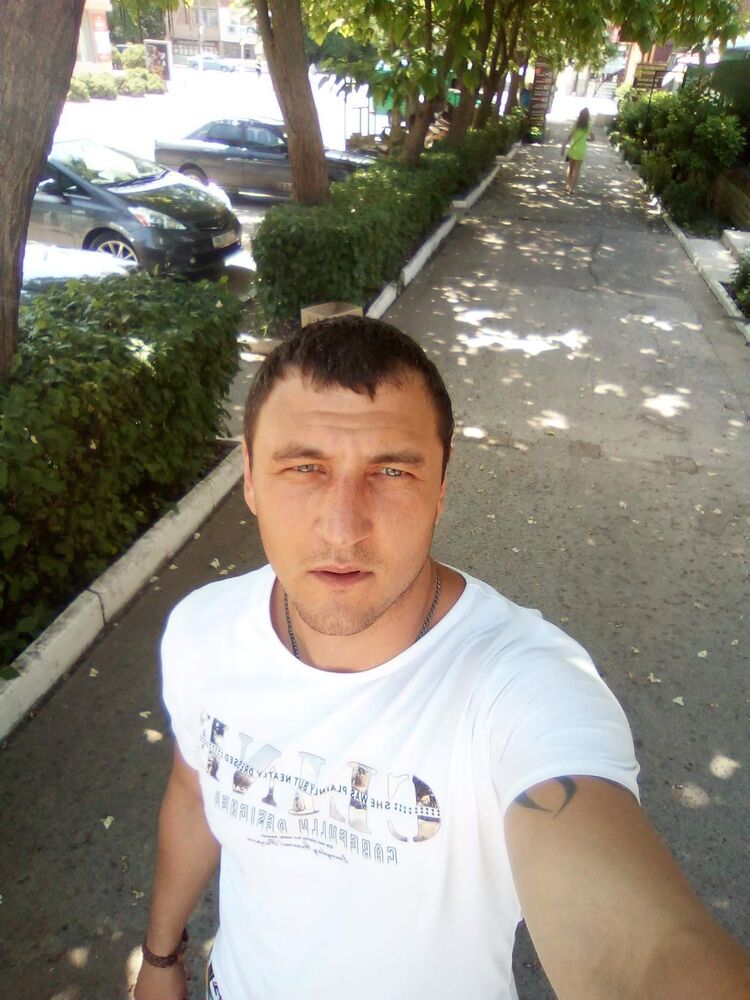 25239475  , 39 ,    