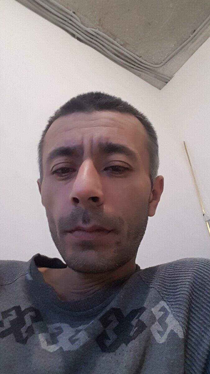  21343105  Salohibbin, 41 ,    