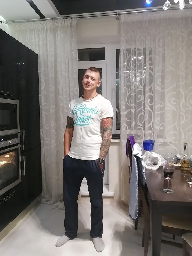  ,   Andrey, 40 ,   ,   , c , 