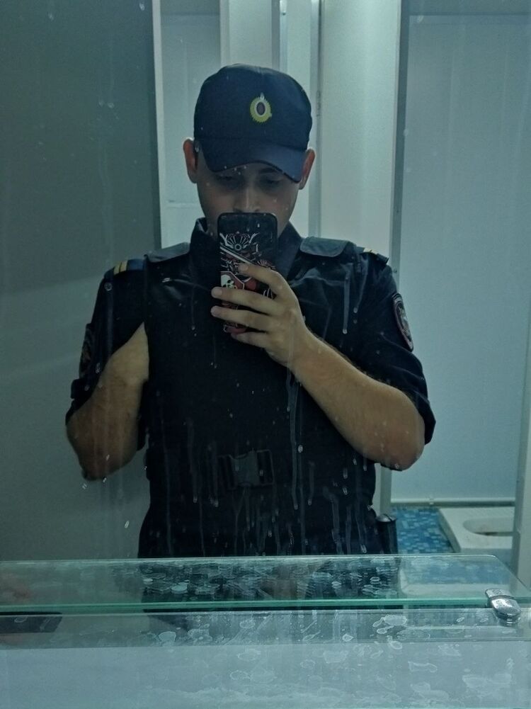  43397675  , 24 ,    