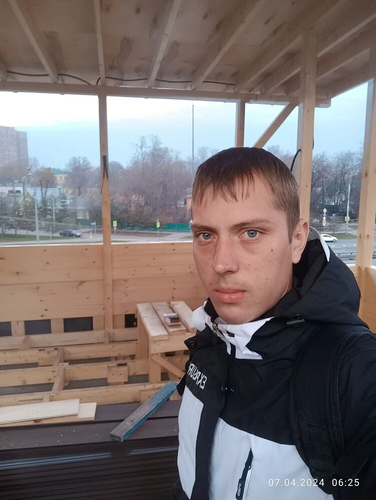  48330775  , 27 ,    