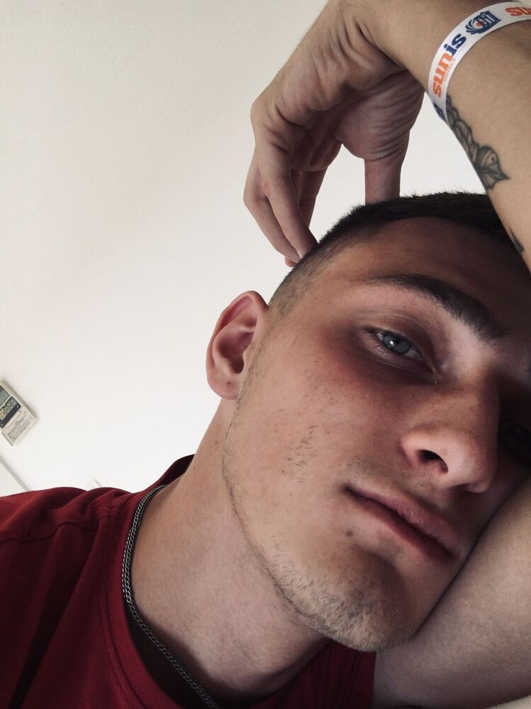  29738945  , 23 ,    