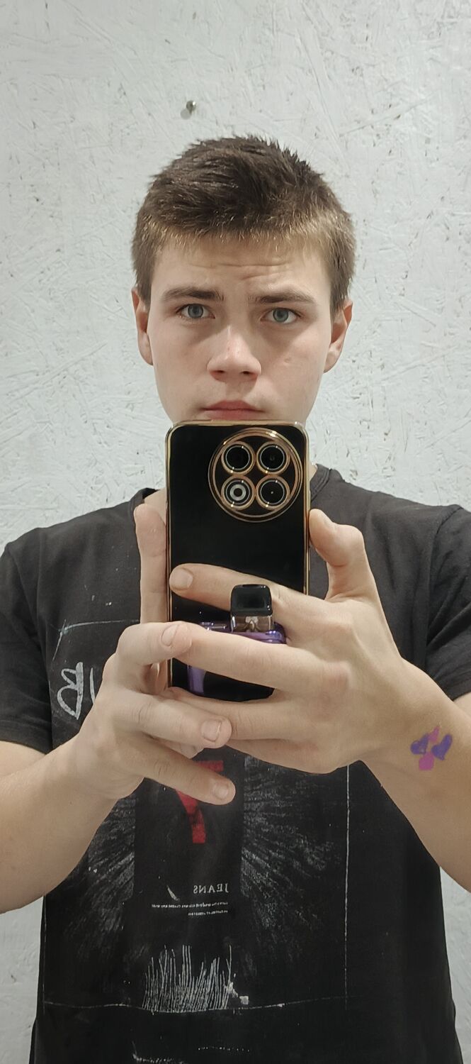  53895815  Ivan, 20 ,    