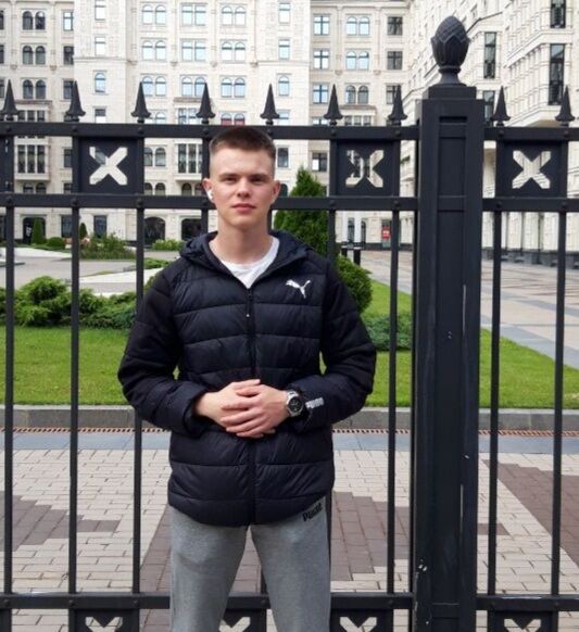  28263165  Ivan, 27 ,    