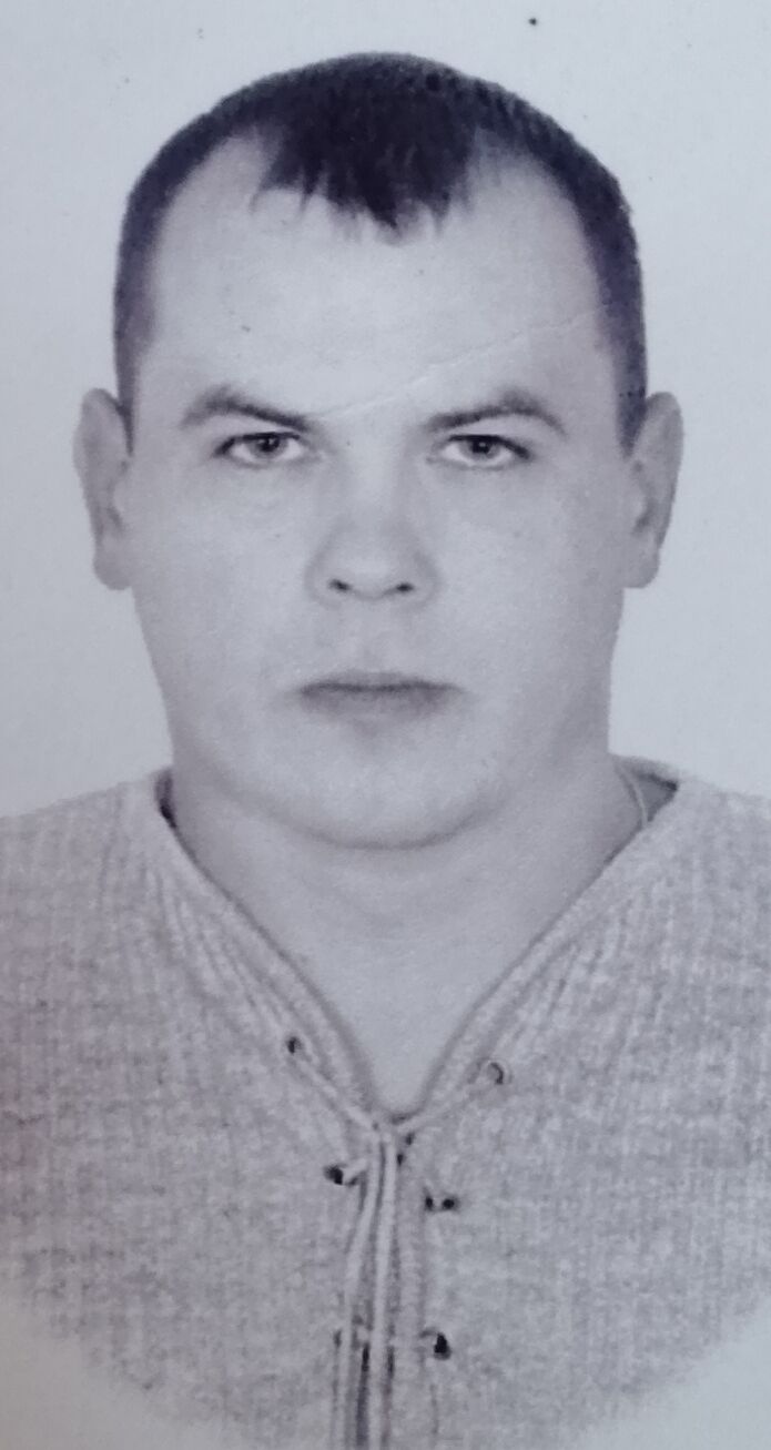  39701075  Aleksei, 47 ,    