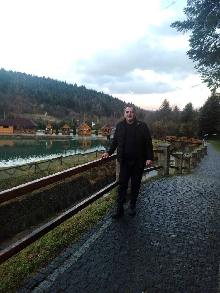  ,   Ravshan, 46 ,   c 