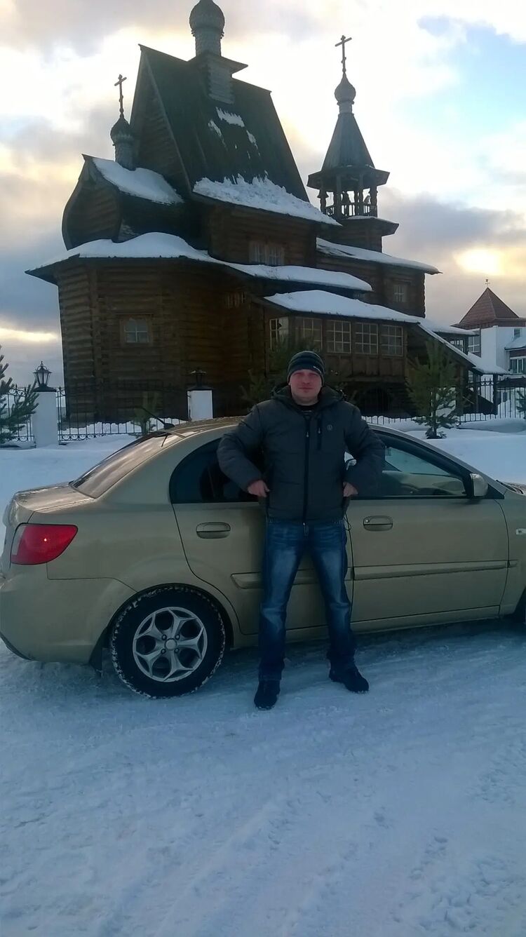  29237125  Fedor, 42 ,    