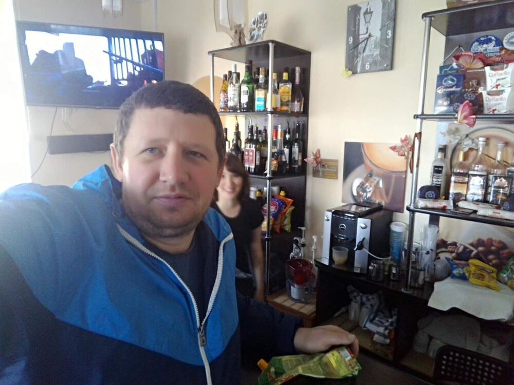  19321875  Roman, 43 ,    