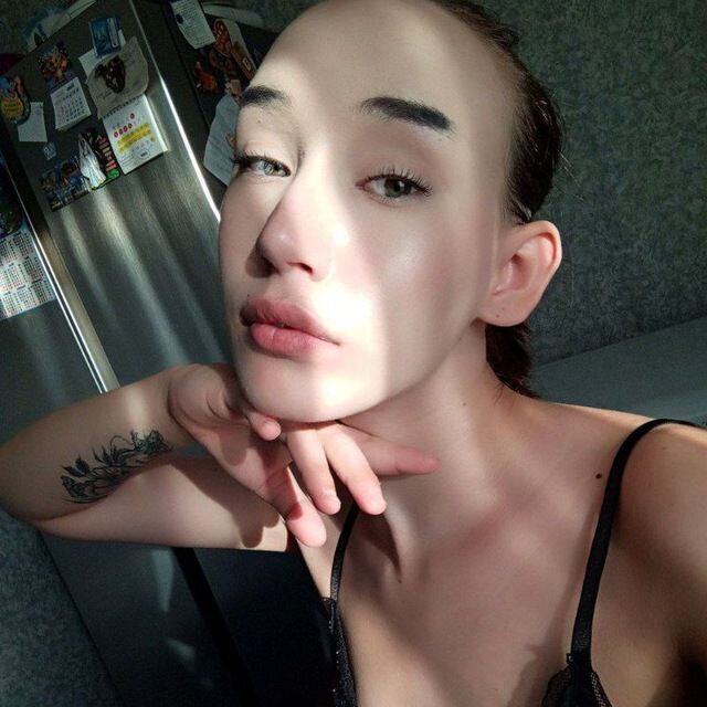 ���� 48184025 ������� Emilia, 21 ���, ���� ���������� � ����������