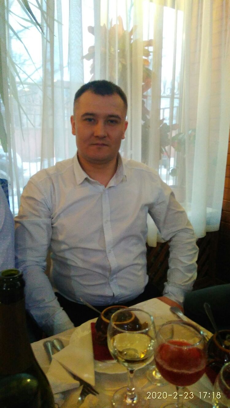  29776905  Arthur, 38 ,    