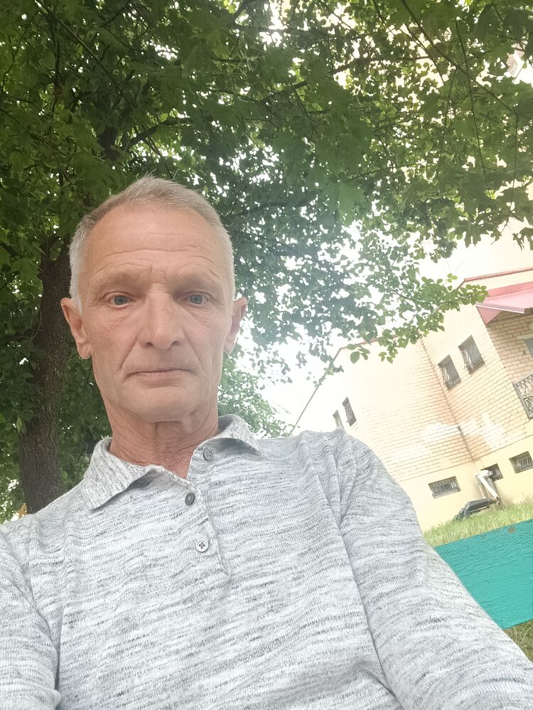  36165945  Alexander, 53 ,    