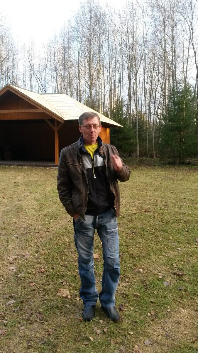  ,   Sergej, 55 ,   ,   , c 