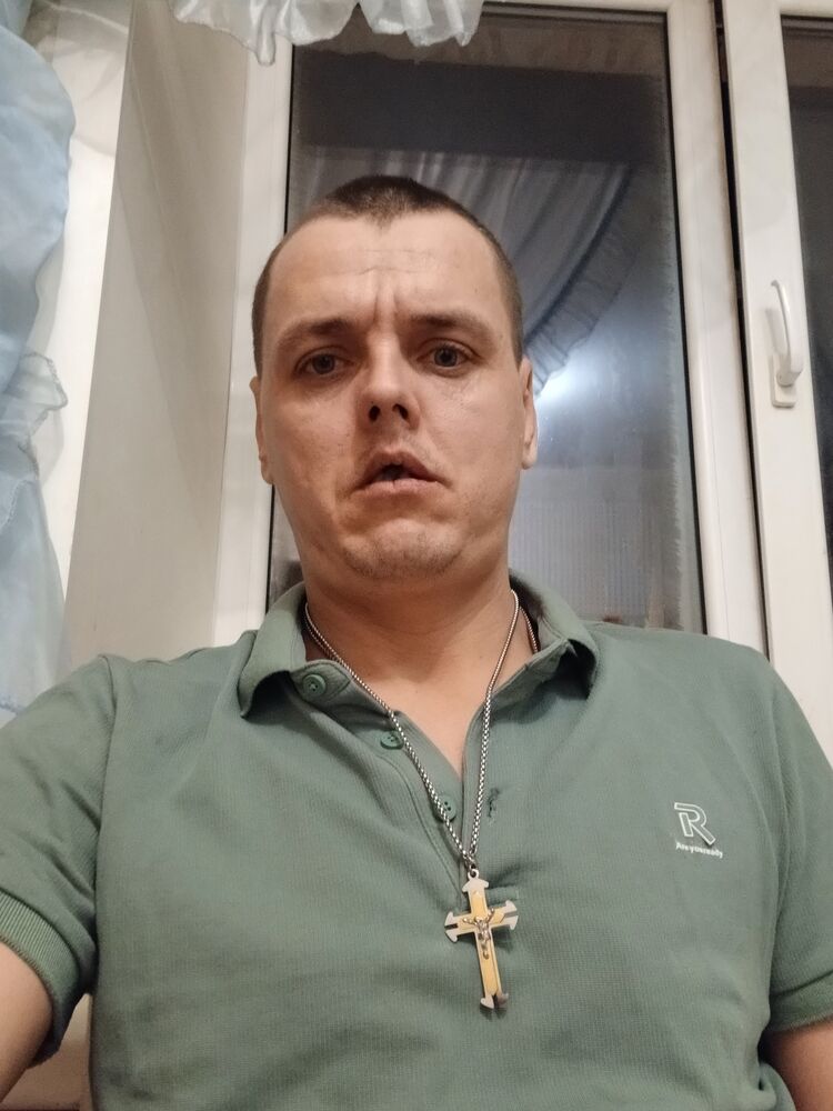  ,   Kosta, 35 ,   ,   