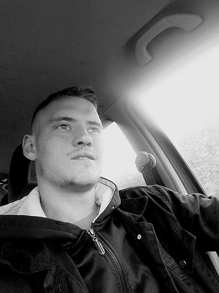  ,   Stepan, 27 ,     , c , 