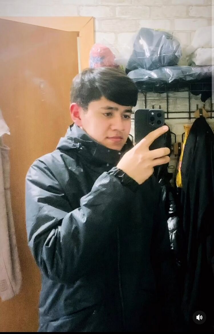  44227715  , 23 ,    