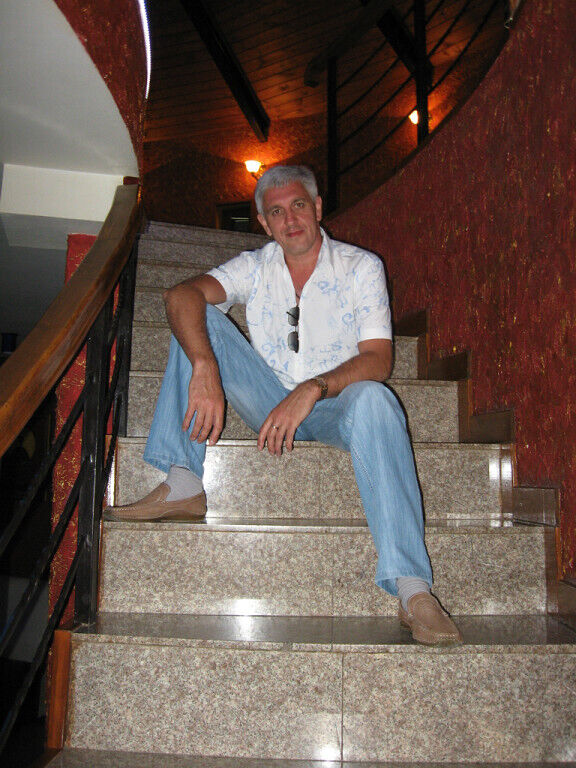  -,   Leo, 63 ,   c 