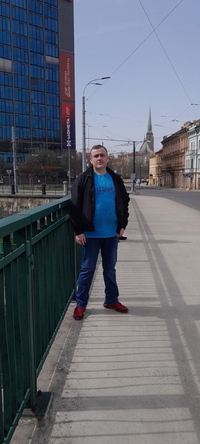  ,   Dmitrii, 40 ,     , c 