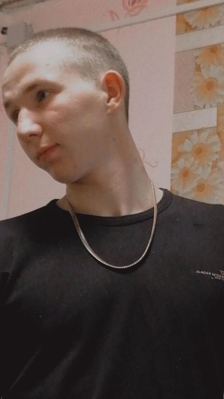  52211505  Ivan, 25 ,    