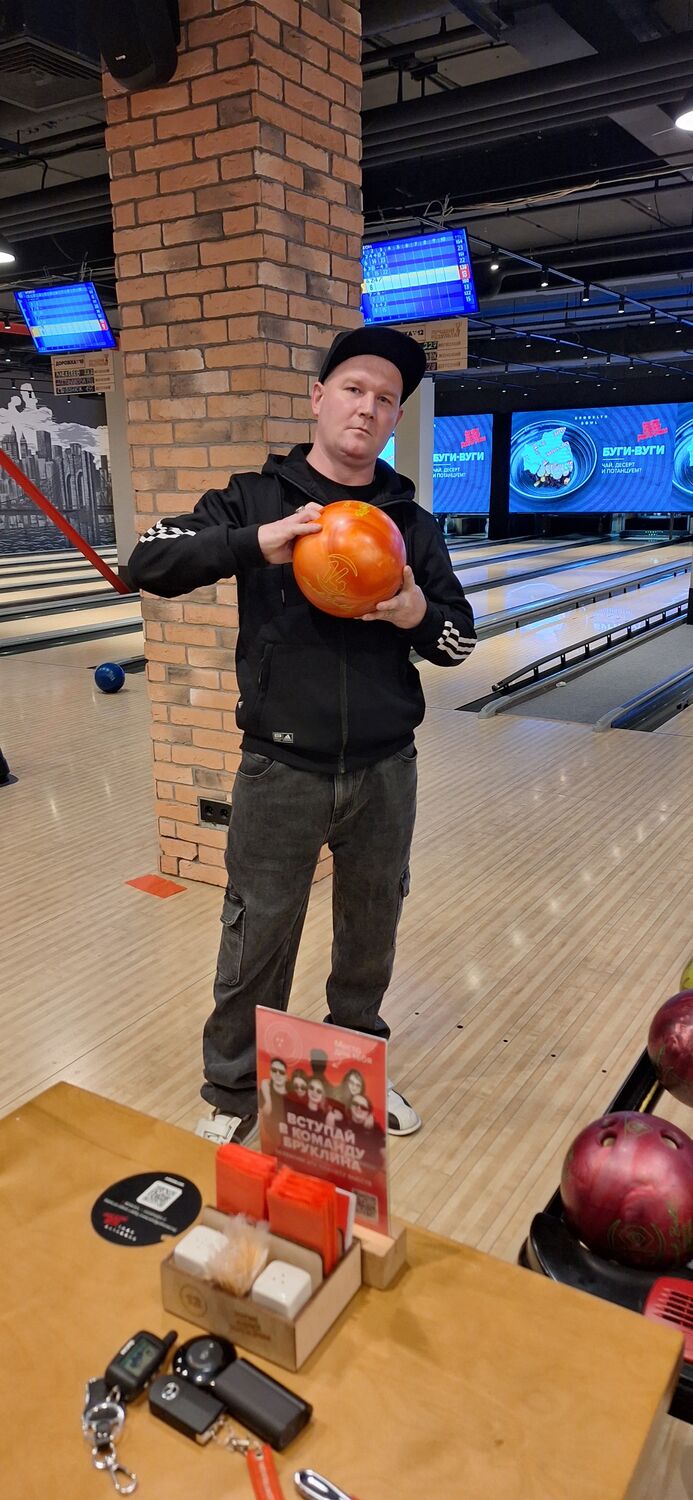  ,   AleksAnder, 37 ,   c , 