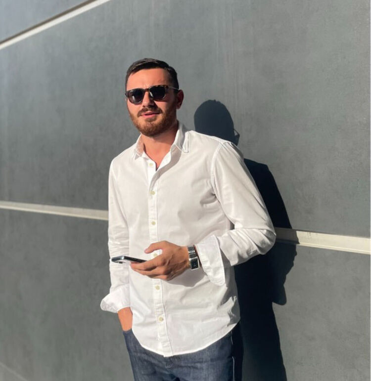  40504915  Giorgi, 34 ,    