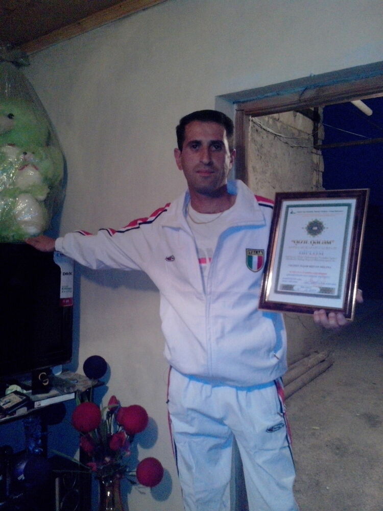  4699785  Ilqar, 48 ,    