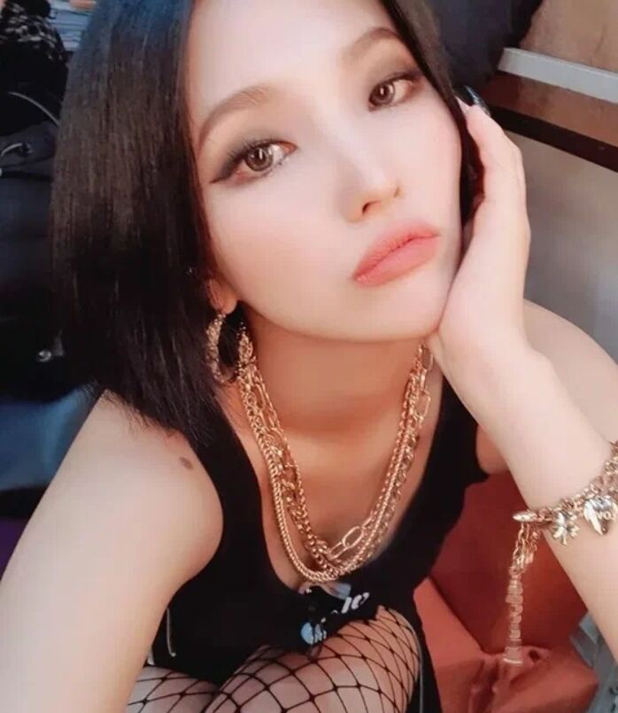  ,   Marry, 25 ,   ,   