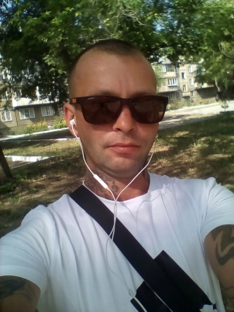  46162905  , 36 ,    