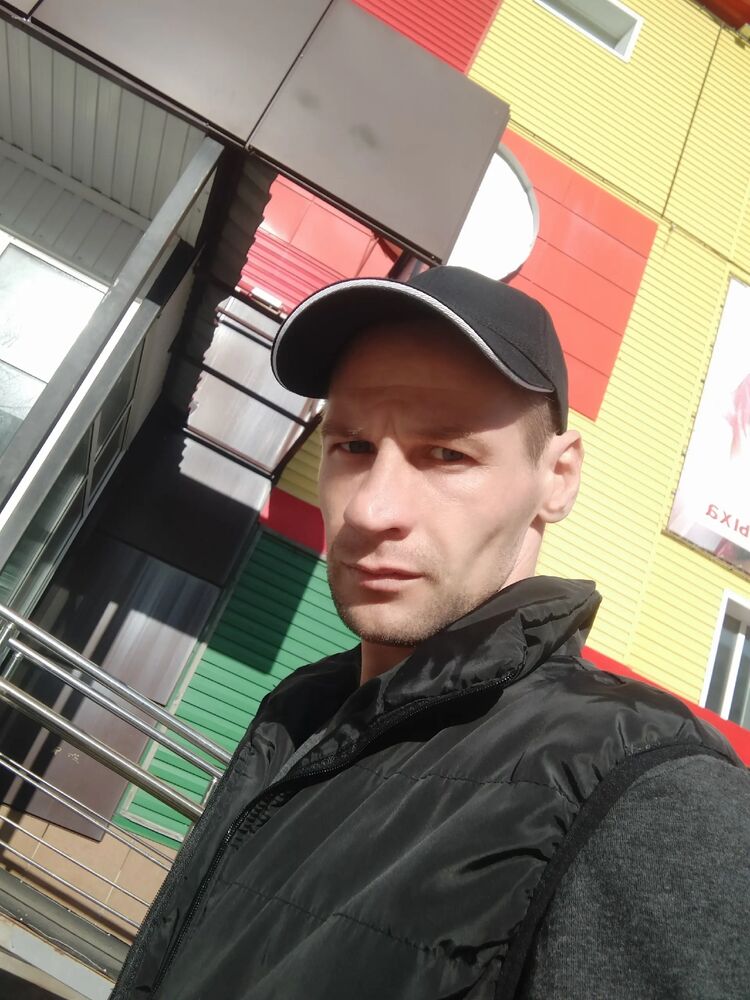  48038235  , 32 ,    