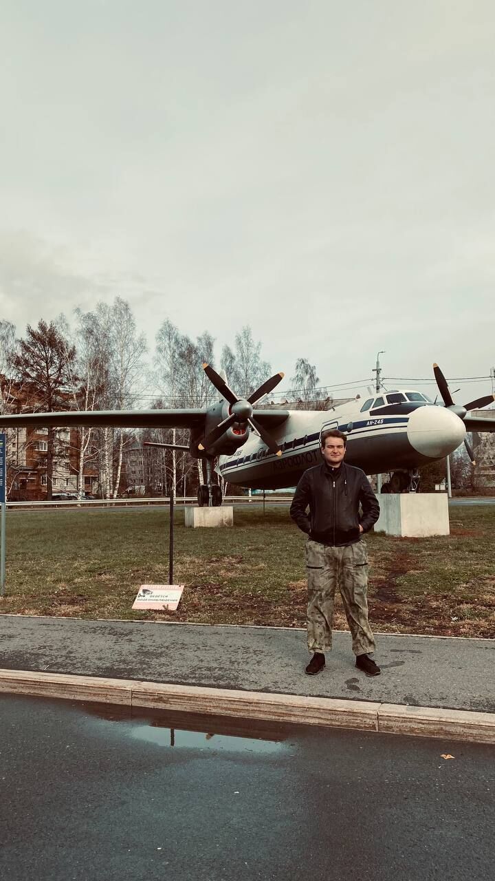  36625935  Oleg, 29 ,    