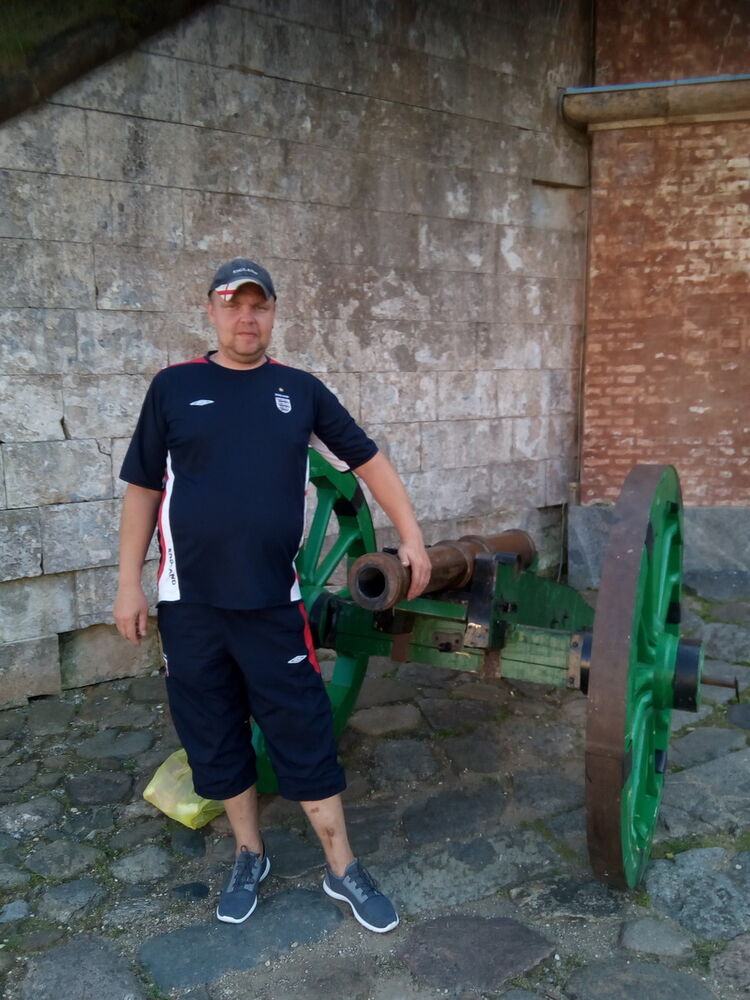  ,   Aivars, 47 ,   ,   , c 