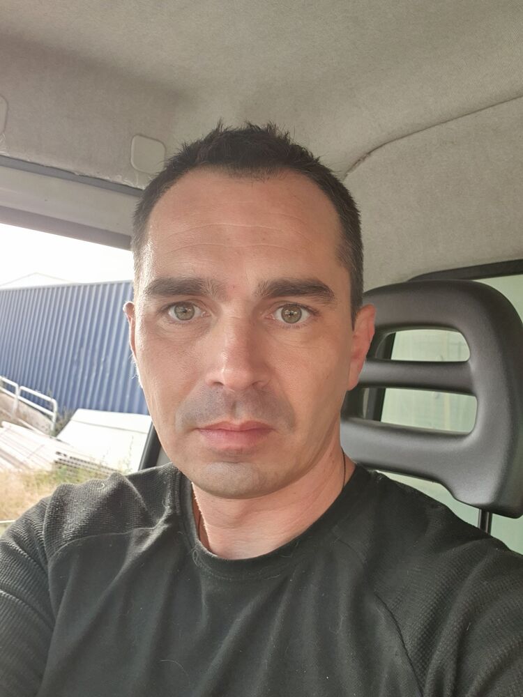  51741815  , 37 ,    