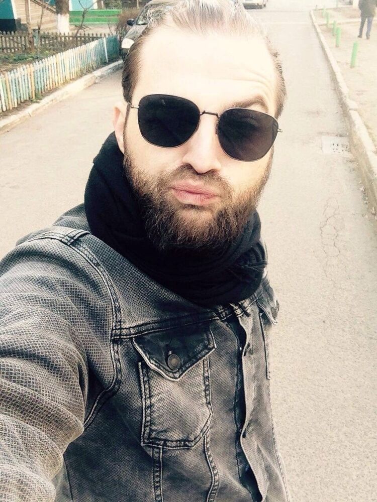  ,   Giorgi, 33 ,   ,   , c 