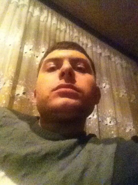  ,   Armen, 32 ,   ,   , c 