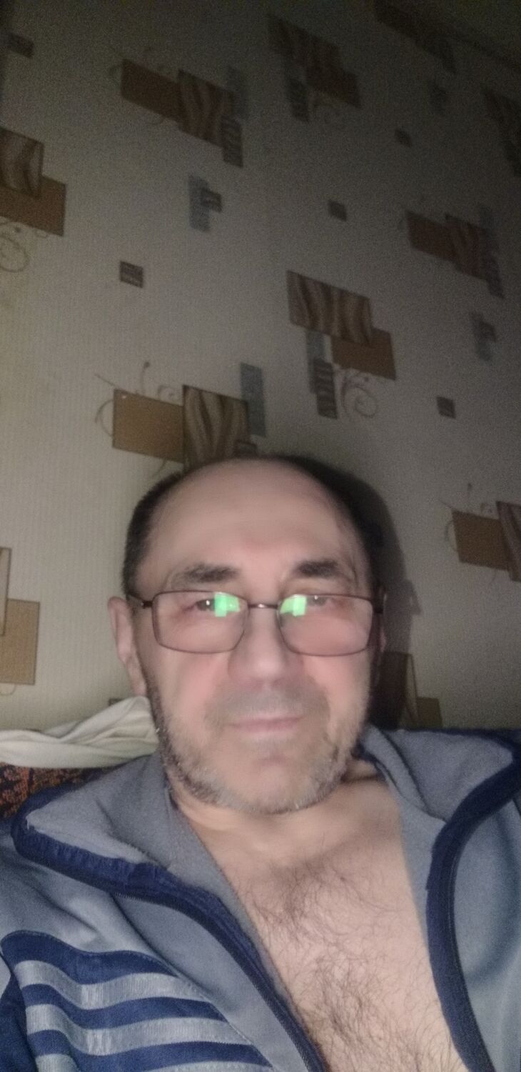  42101305  , 61 ,    