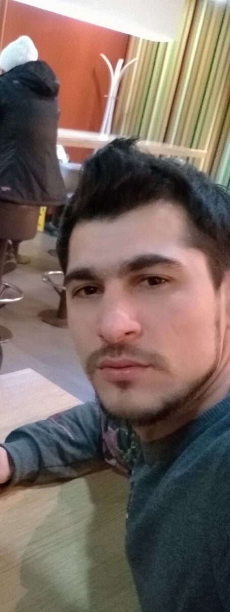  15354995  Huseyn, 36 ,    